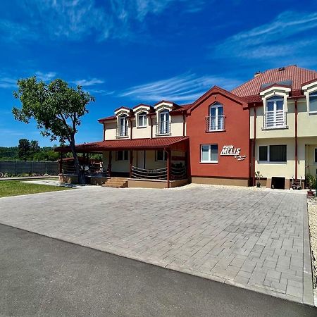 Penzion Melis Требишов Экстерьер фото